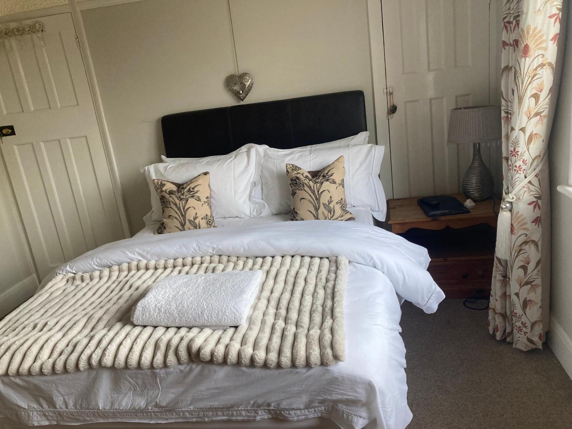 Abi B&B Cliftonville Eksteriør billede